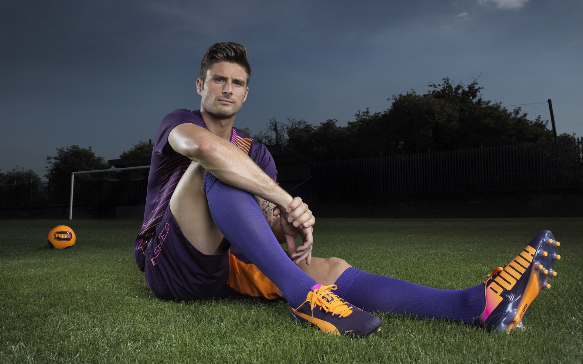 青训营开展团队合作训练强化整体配合意识，团队合作训练的内容与目的